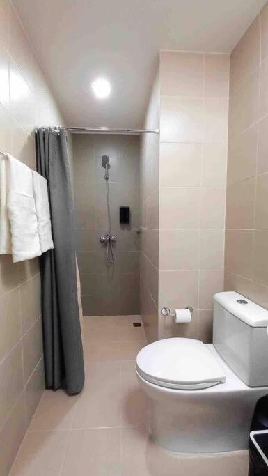 1Br With Extra Room At One Regis- Megaworld บาโคลอด ภายนอก รูปภาพ