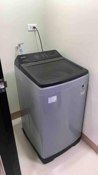 1Br With Extra Room At One Regis- Megaworld บาโคลอด ภายนอก รูปภาพ