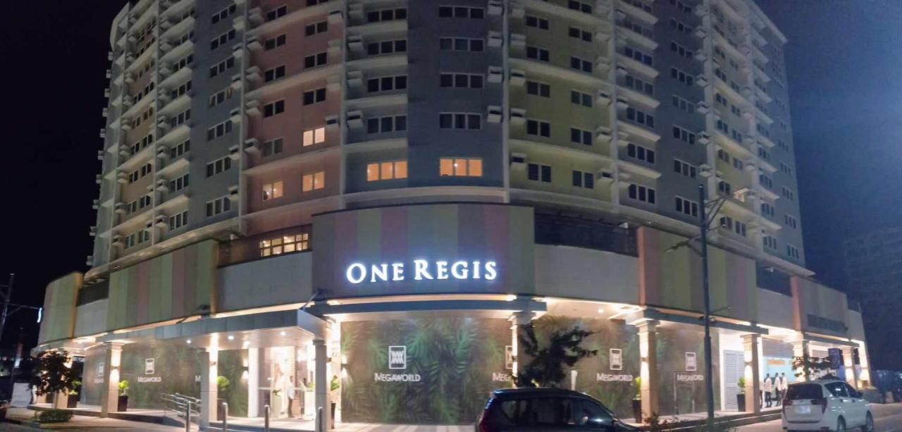 1Br With Extra Room At One Regis- Megaworld บาโคลอด ภายนอก รูปภาพ