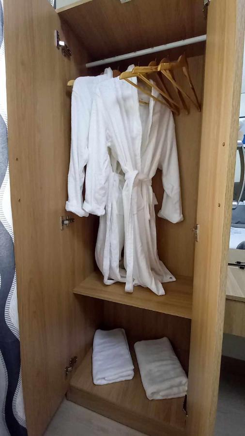 1Br With Extra Room At One Regis- Megaworld บาโคลอด ภายนอก รูปภาพ